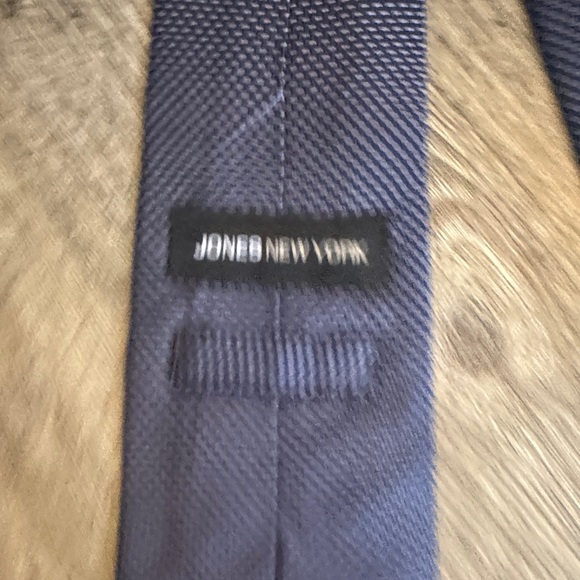 Jones New York Navy Textured Tie - Picture 2 of 3